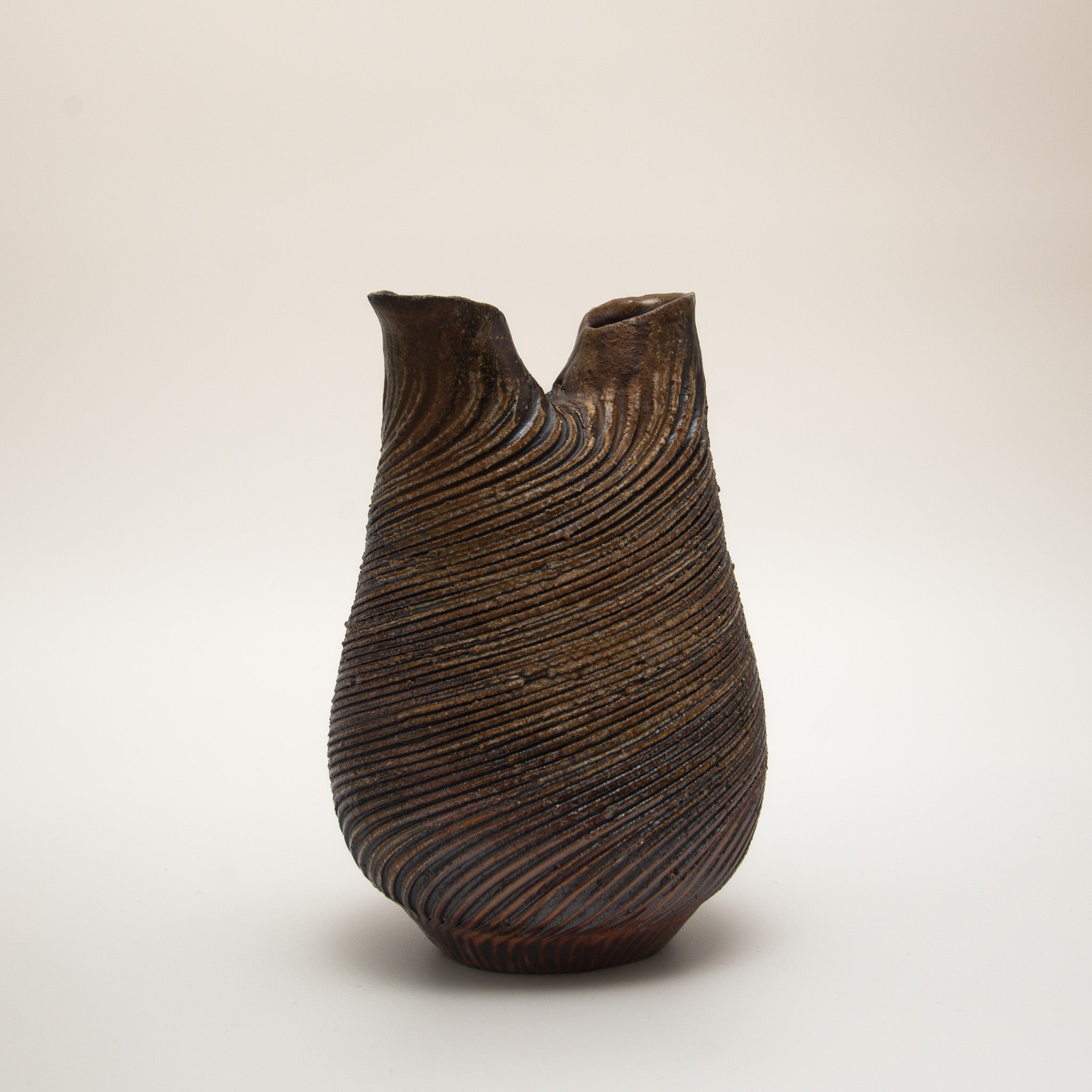 Limited Release: Bizen Pottery Artist Series - Rahou Vase