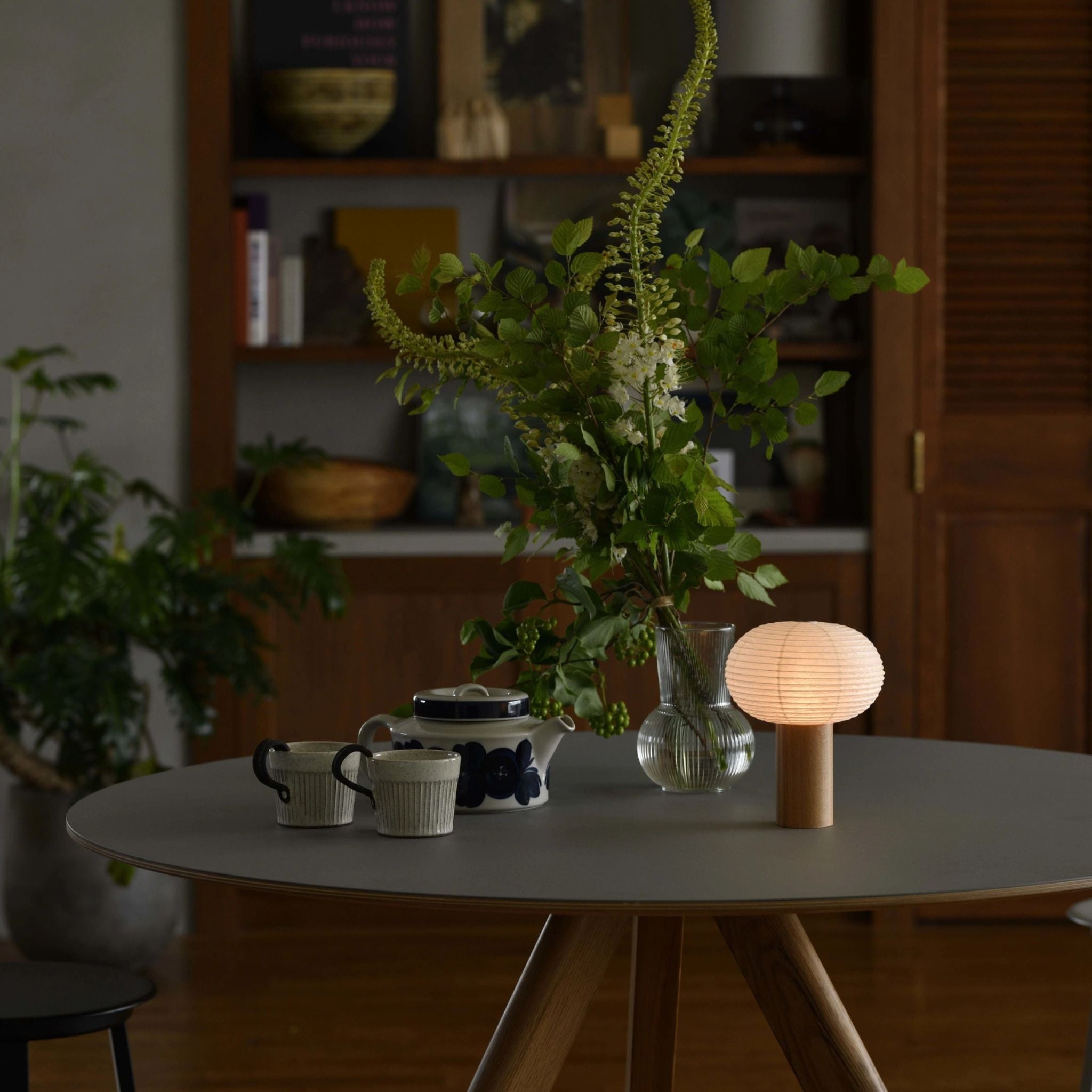Torchin Lantern Oval